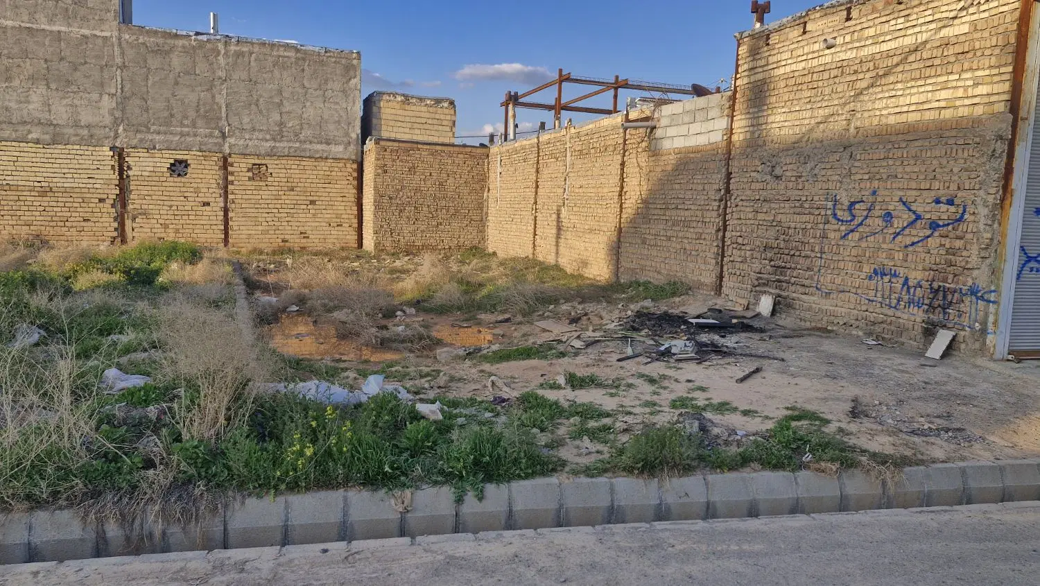 زمین خالی مسکونی شهرک آناخاتون