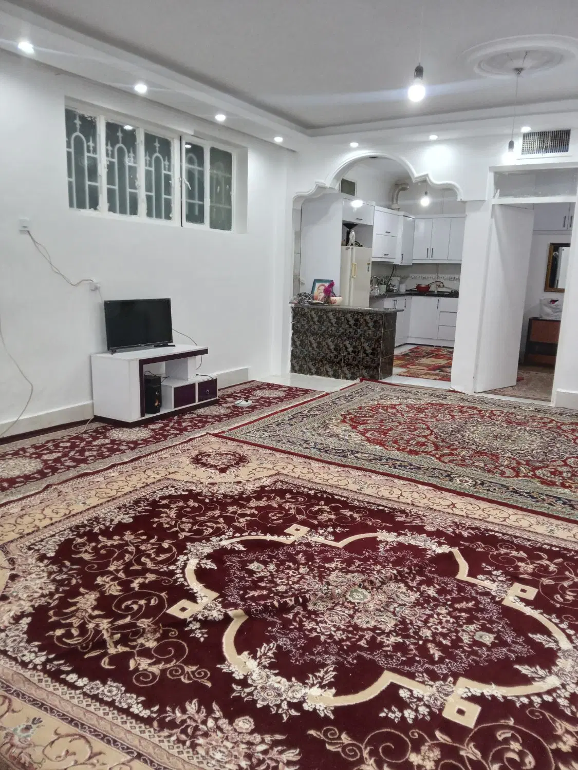 همکف ۸۰ متر سر دونبش ۱ خواب