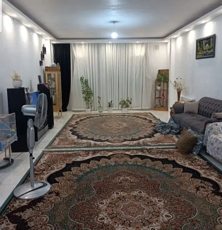 همخانه