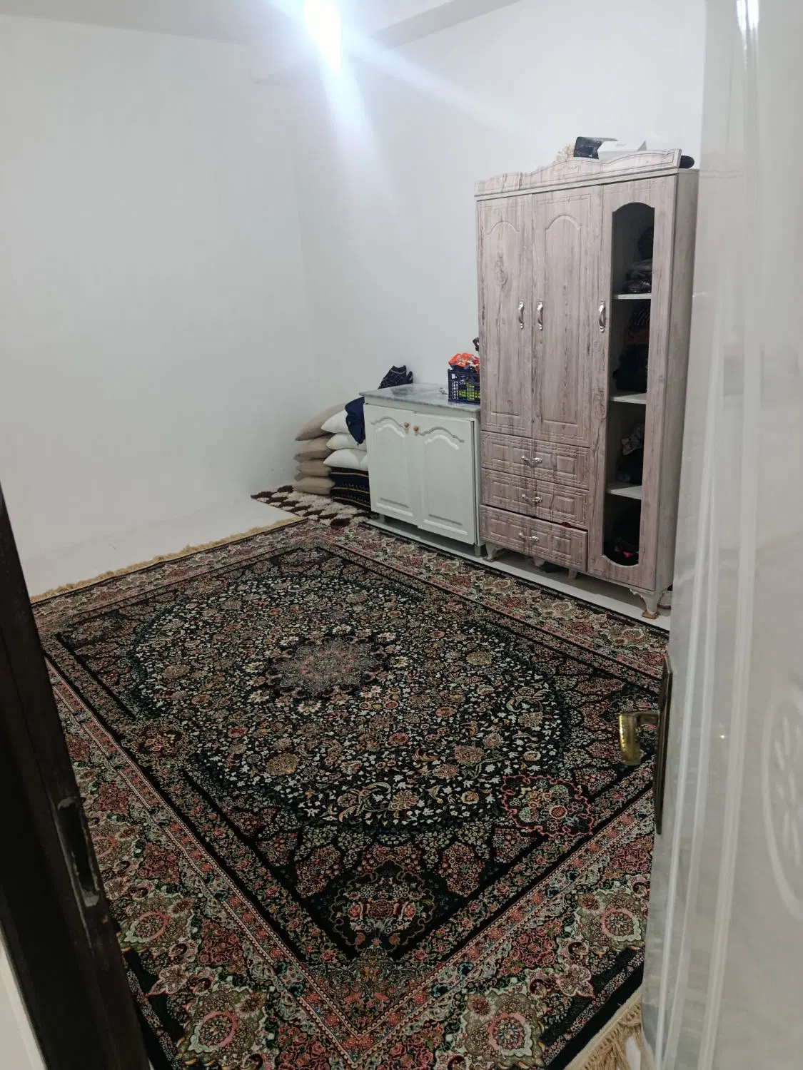 رهن و اجاره واحد 130متری شهرک دانش