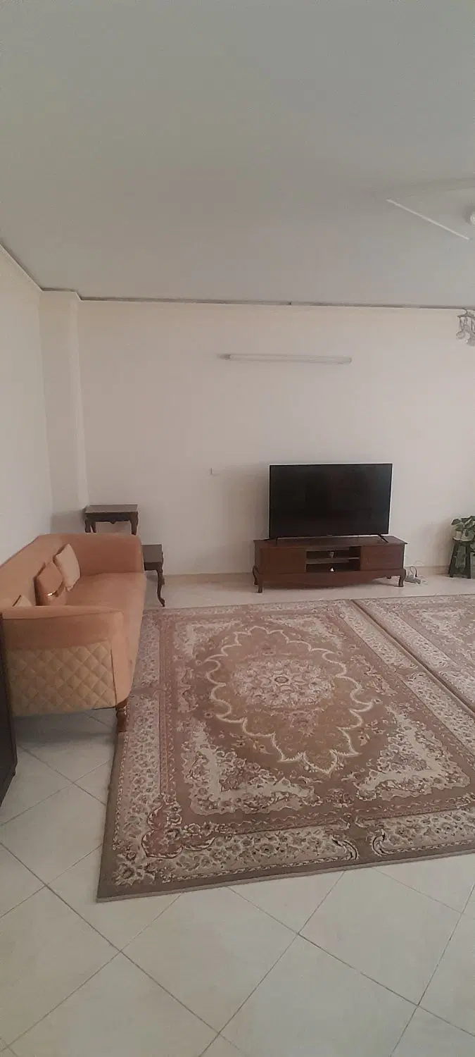 فروش یک واحدآپارتمان،به متراژ ۶۸مترونیم،یک خواب