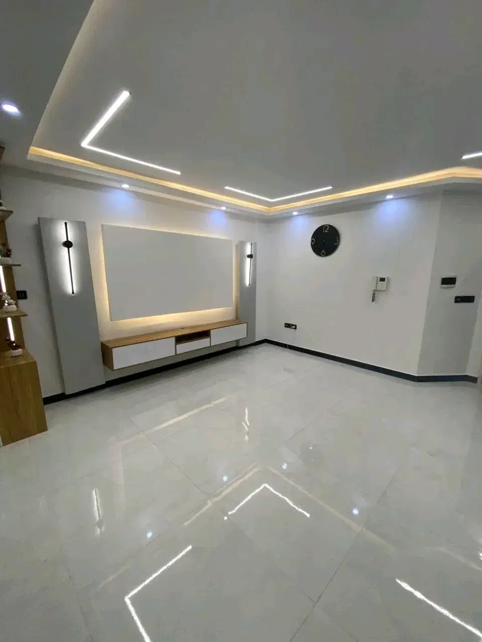 53متر _پارکینگ سندی_تک خواب تخت خور