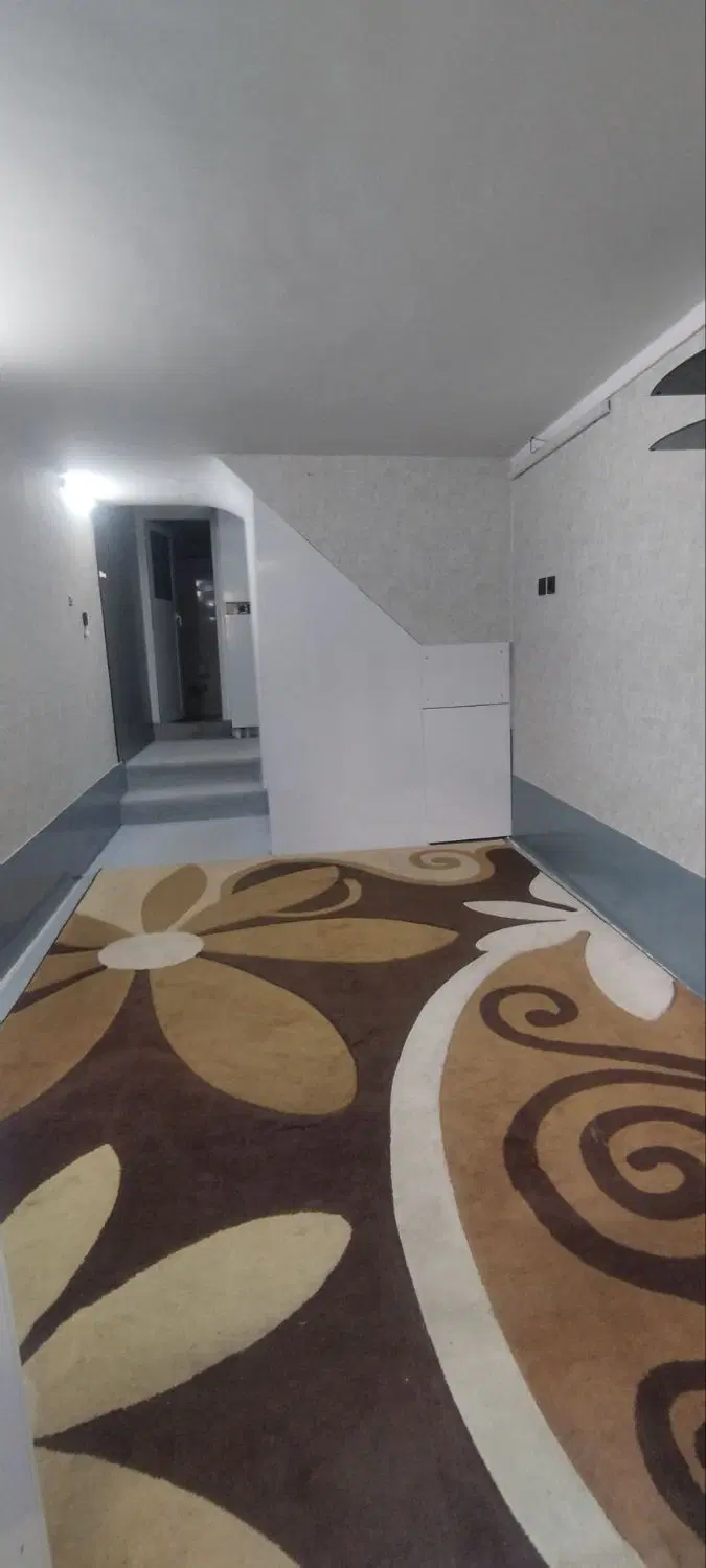 سوئیت ، همکف ، چهارراه سرداران