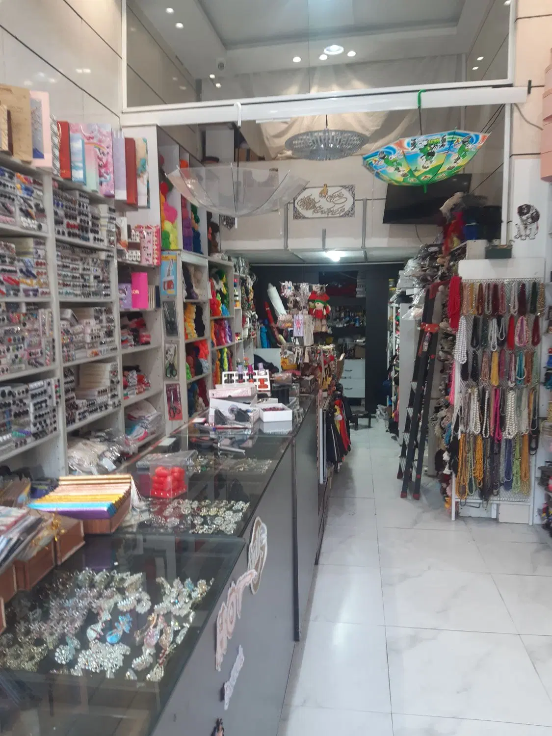 ۳۶مترمغازه برق۳فازبا۴۰مترانبار  املاک هایپروهرکسبی