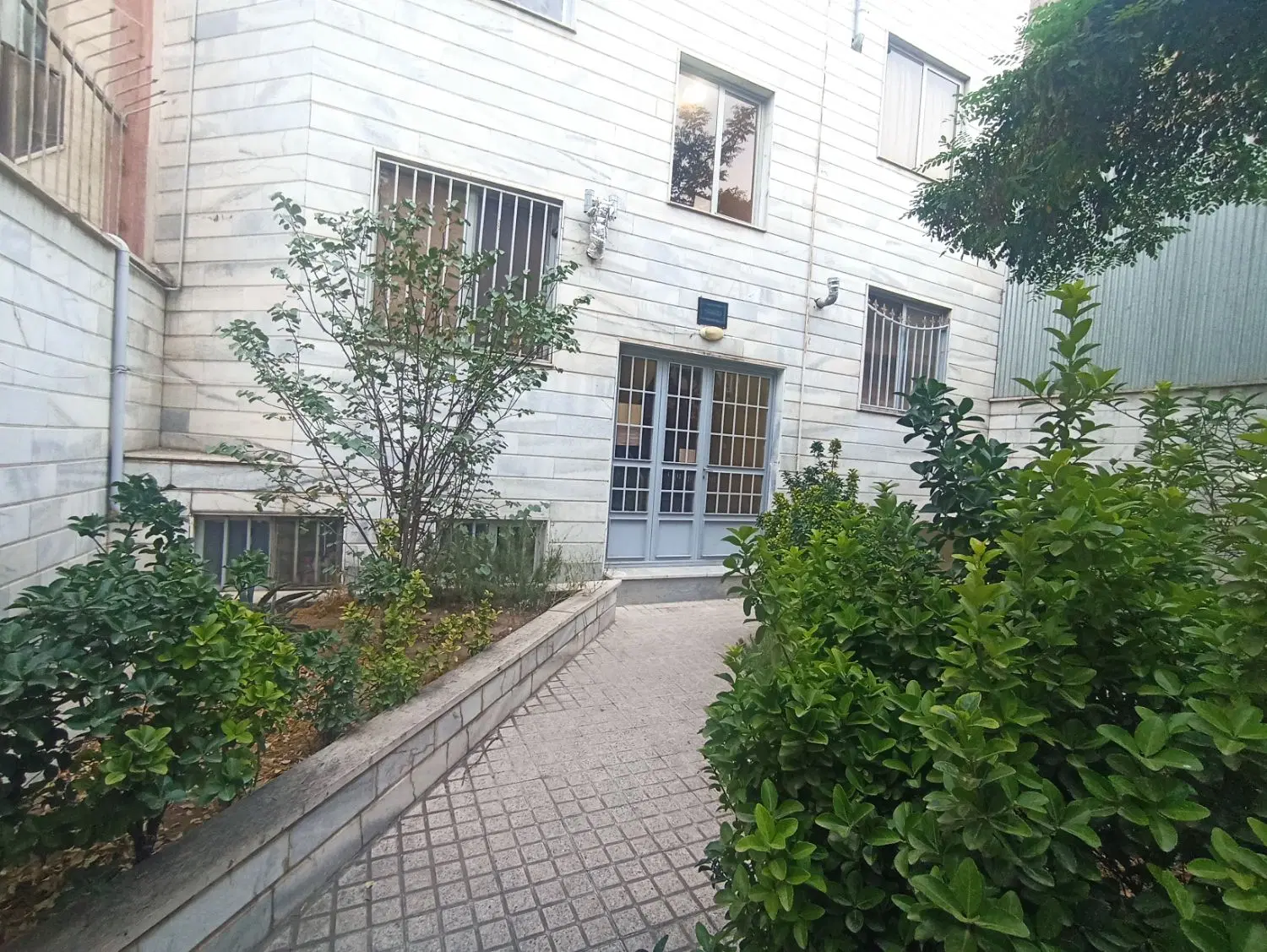 رهن کامل ۶۰ متری گلشن دوست