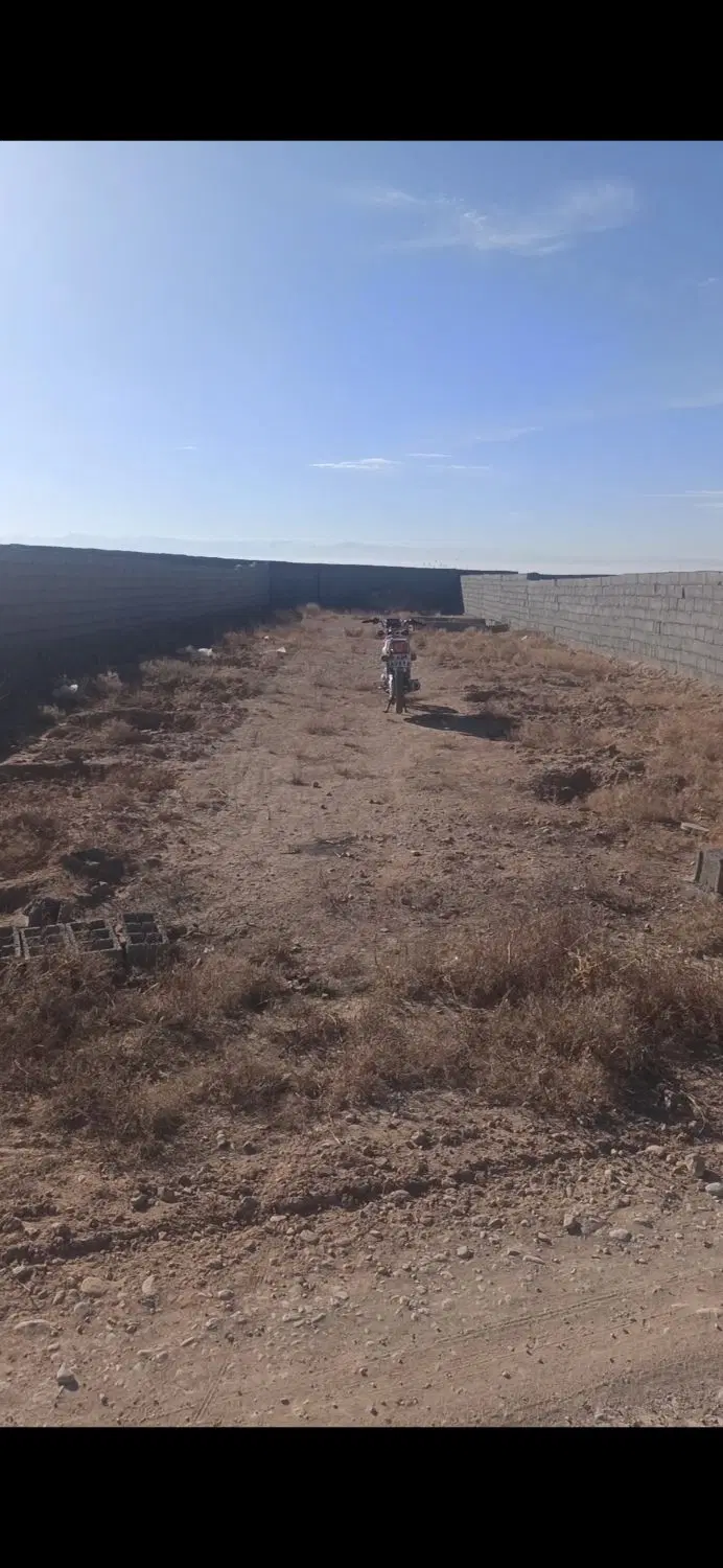 باغ دور دیوار شاهنامه
