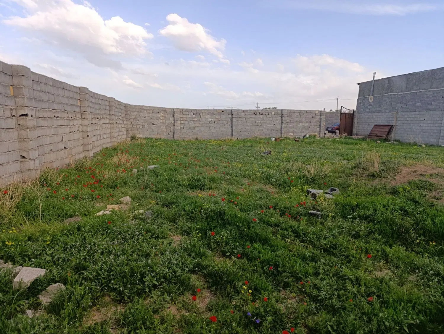 زمین ویلایی با حصار در صوفیان