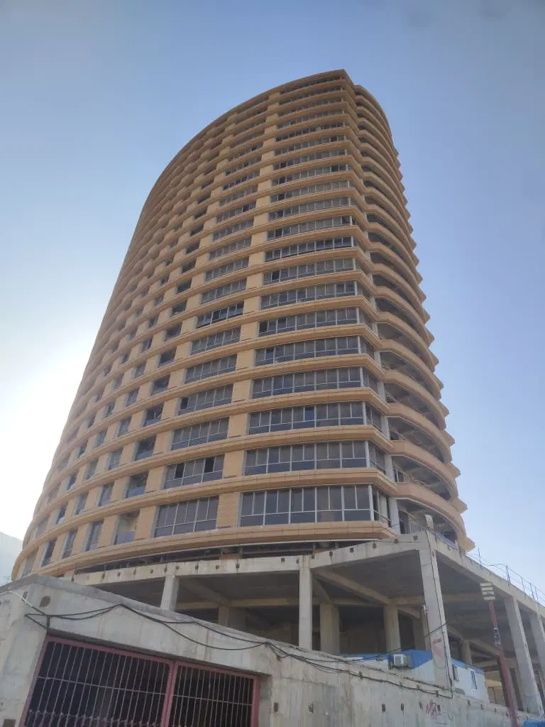 ۲۹۵ متر ۴ خواب ۳ پارکینگ برج دادگستری دراک