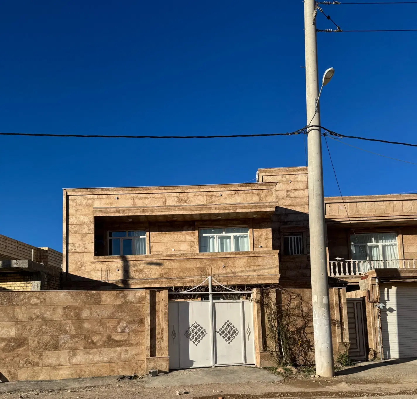 قلات ویلایی دو واحده  گلستان ۳