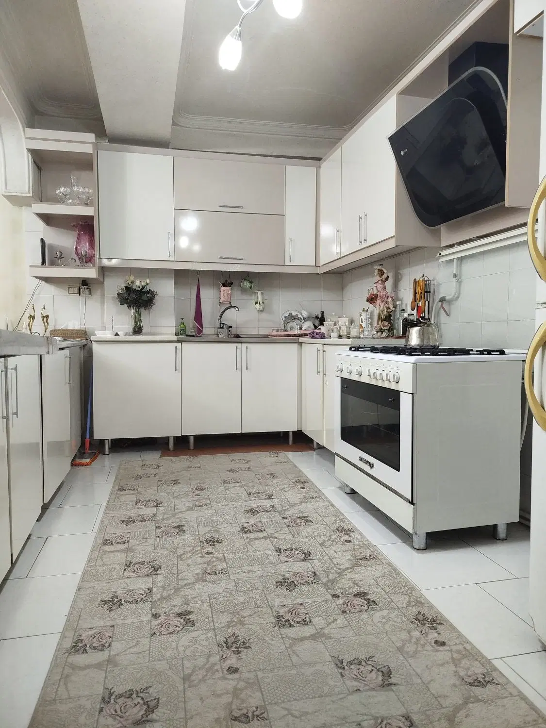آپارتمان ۸۰ متر ـ اندیشه ۱۳ آبان