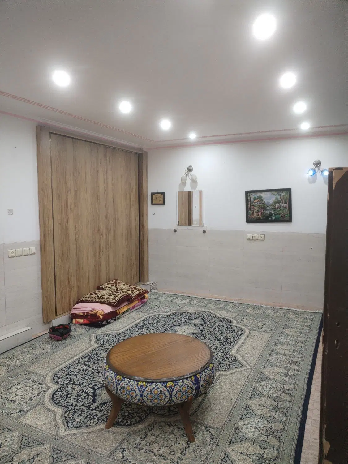 اجاره ی زیرزمین 90 متری شیک و تمیز و نقلی