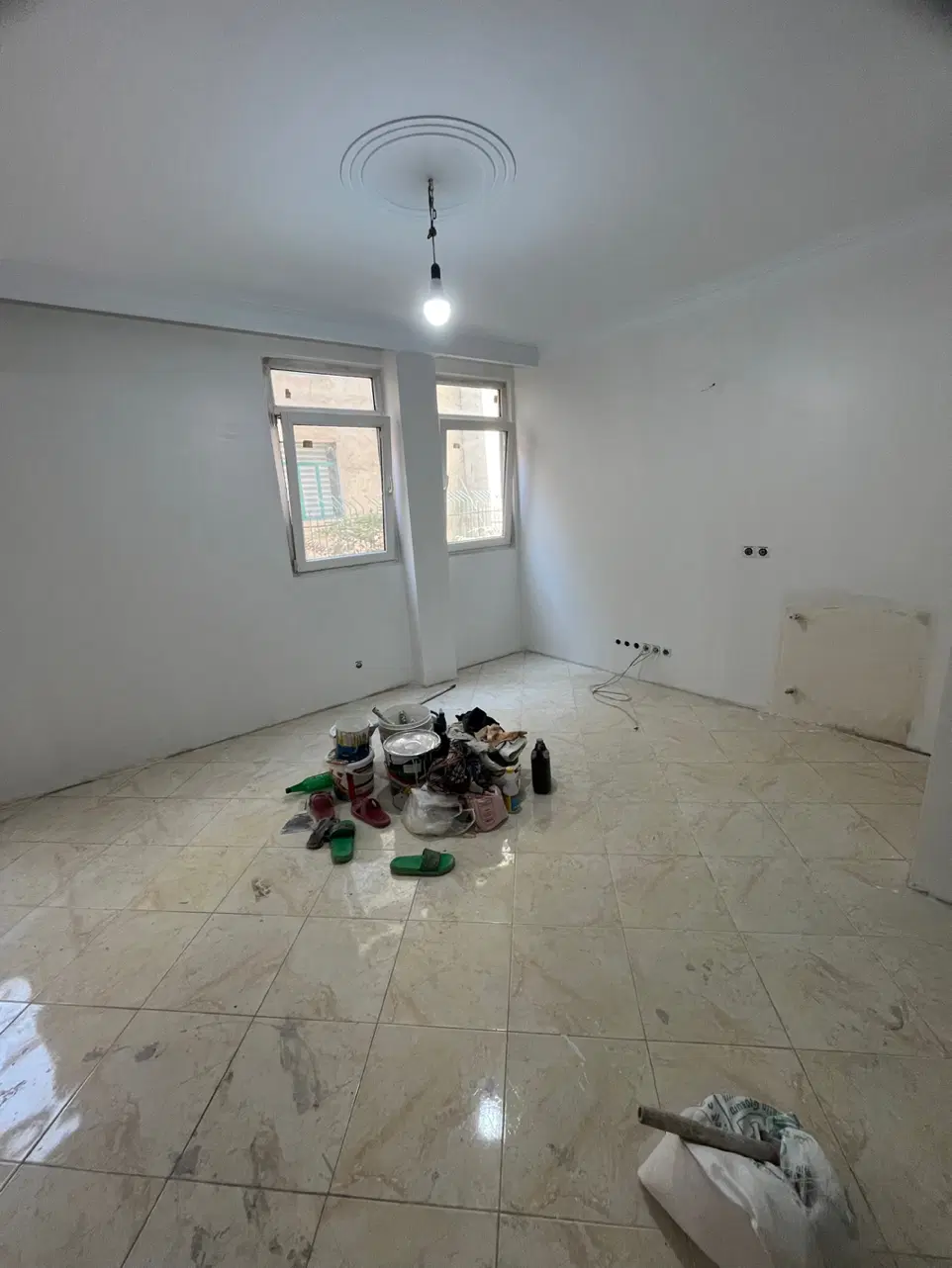 ۶۲متر تک واحد پارکینگ دارخ ایرانمهر خ ثارالله