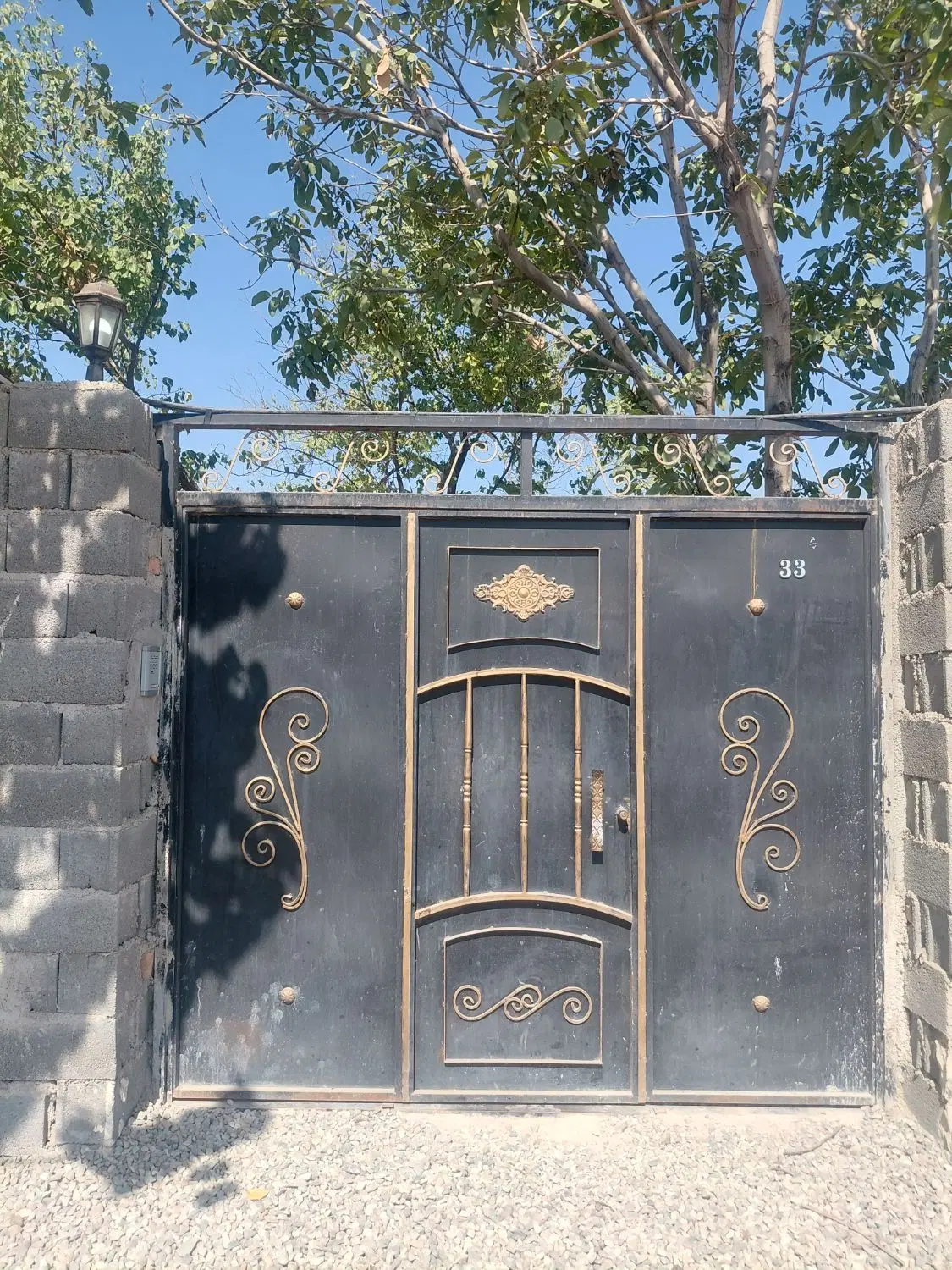 باغچه ۲۰۰متری