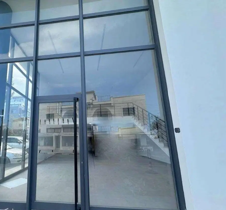 ۸۶متر تجاری مستقل بر اصلی خ مشهد
