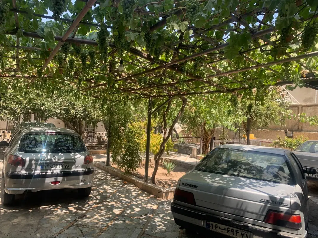 خانه ویلایی بی نظیر دو طبقه حصار.