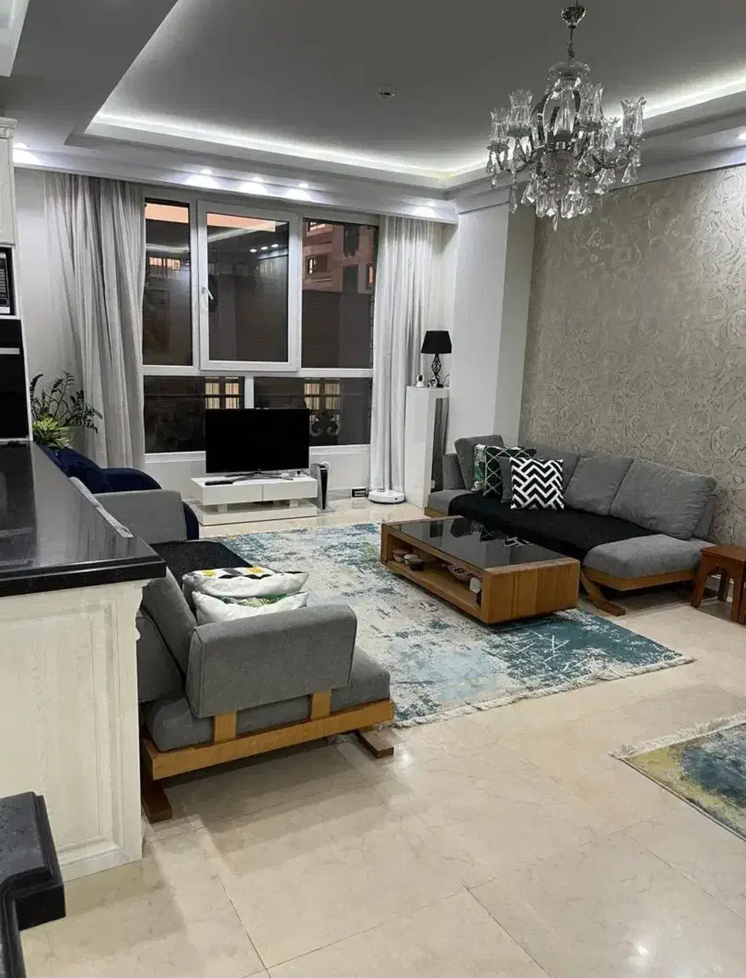 ۸۰متر_۲خواب_پارکینگدار_سالن پرده خور