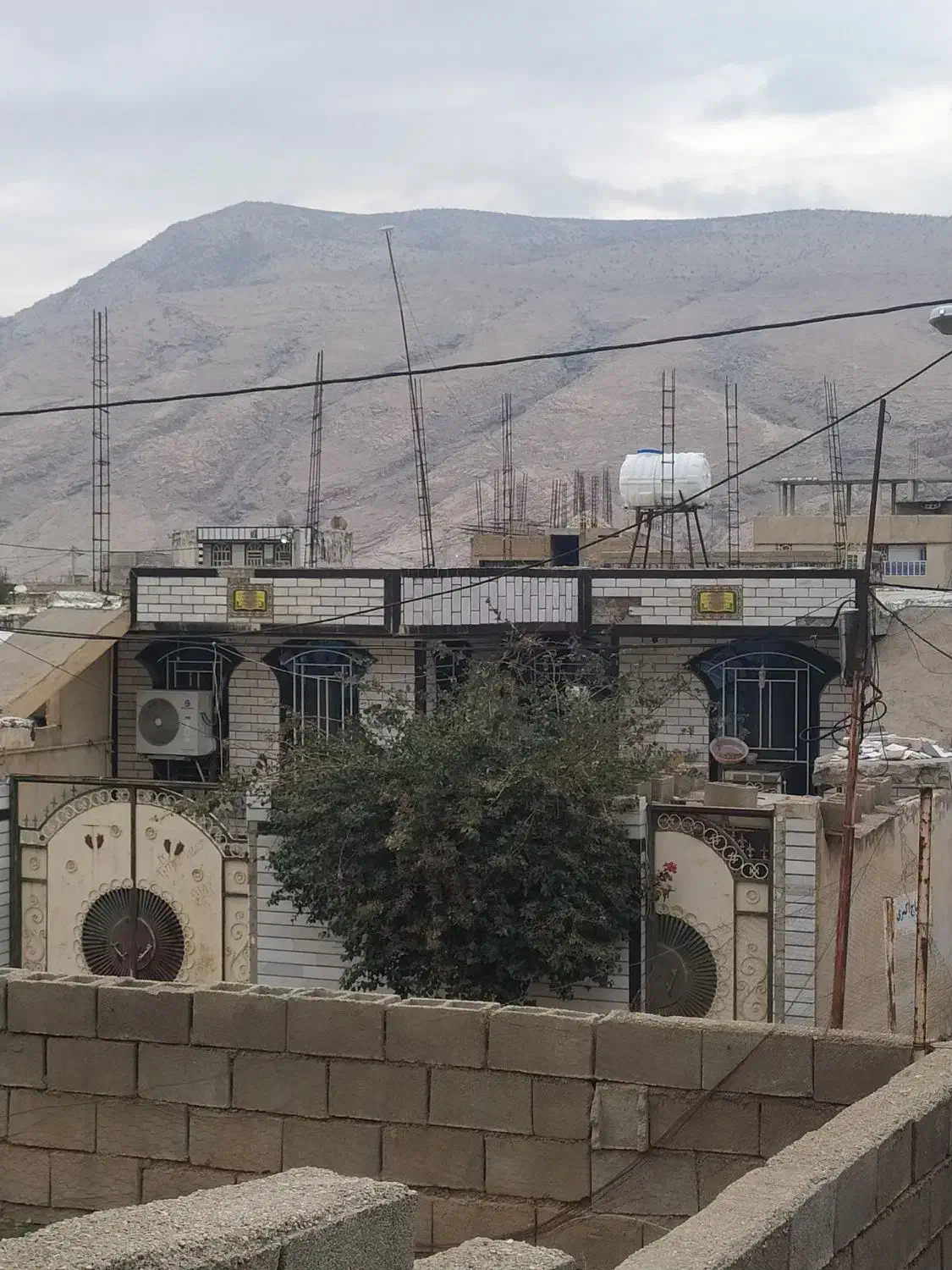 فروش فوری منزل مسکونی در کولفرح
