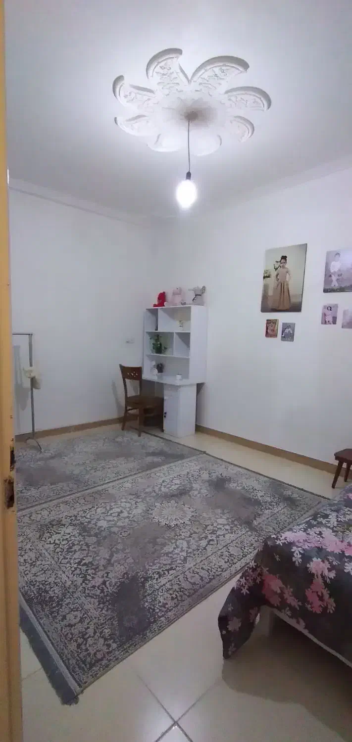 ۱۳۰ متر تک واحدی