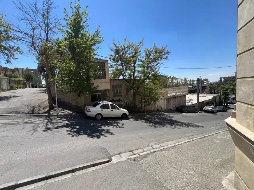 ویلایی کلنگی ۲۹۵ متری در خلج اباد