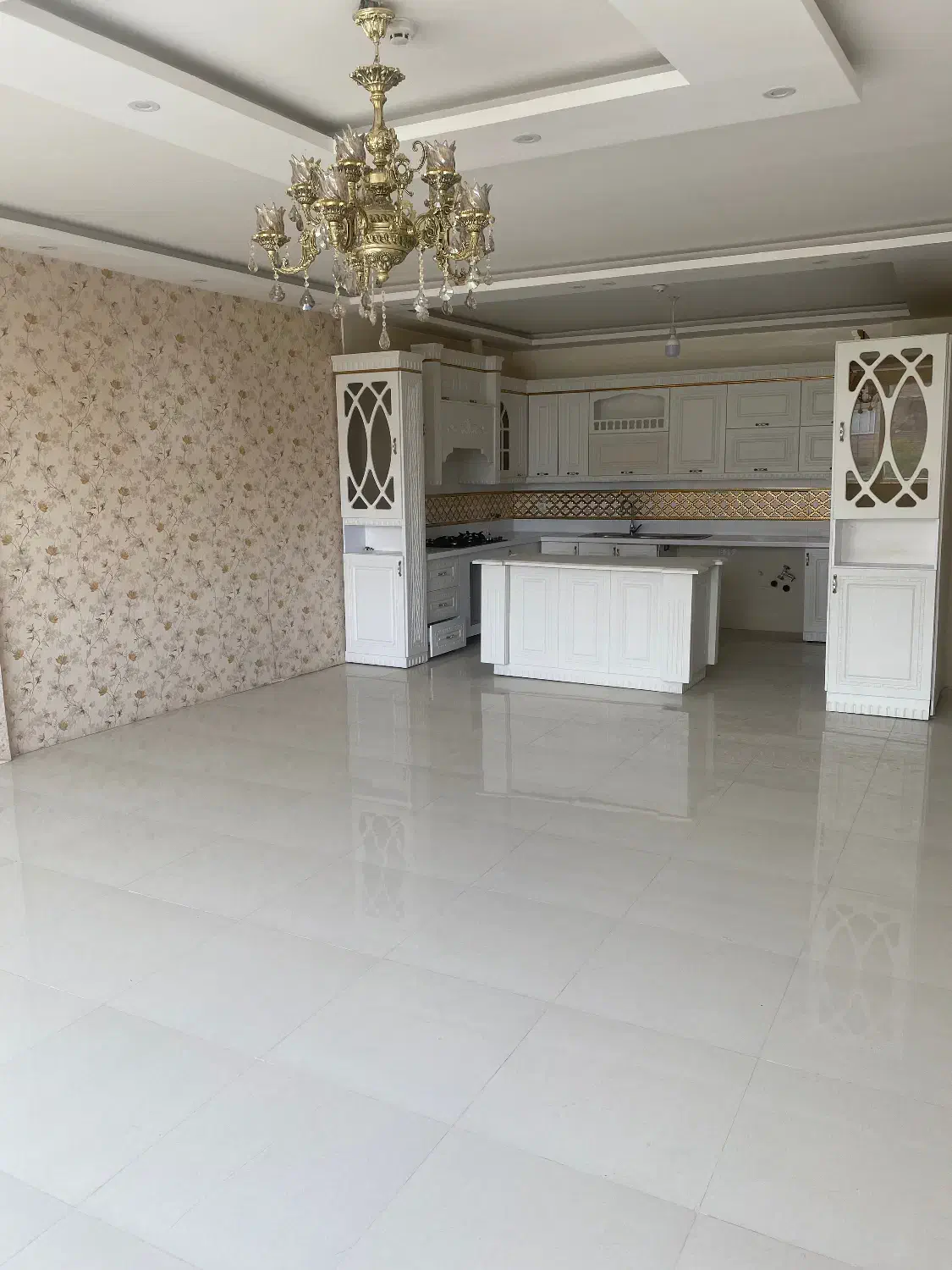 اپارتمان حاشیه جنت