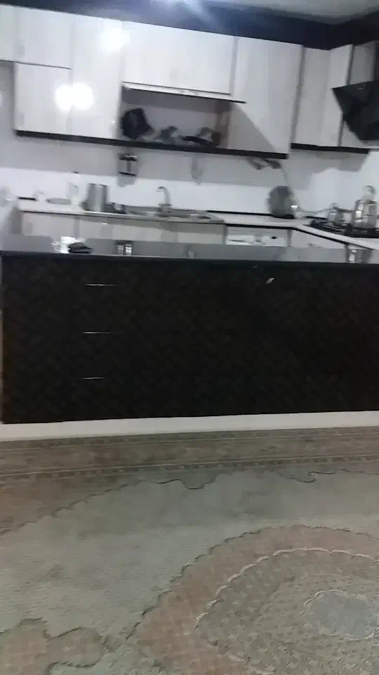 اجاره خانه ویلایی ۱۰۰متری باپارکینک و انباری