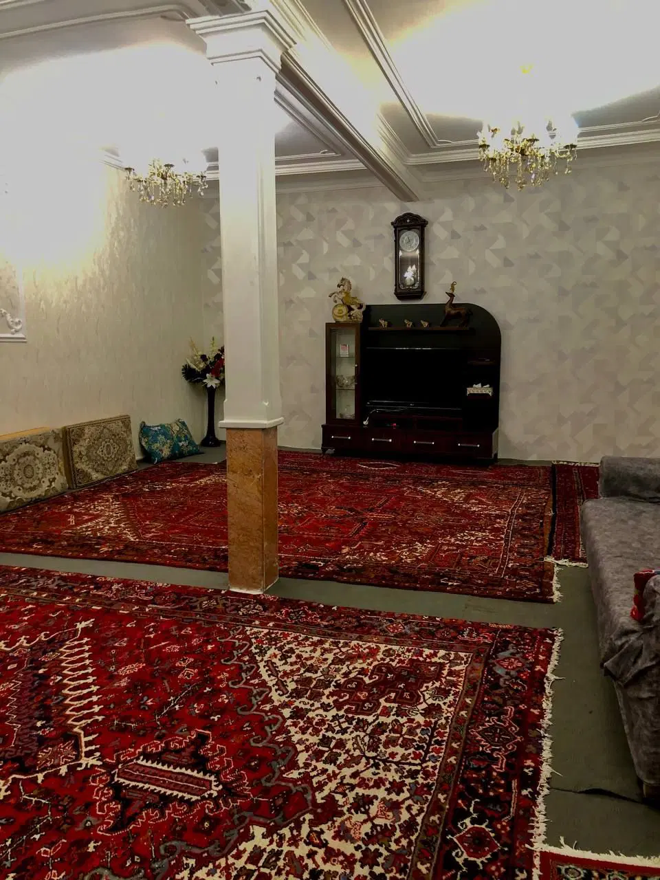 حیاط شخصی دربست
