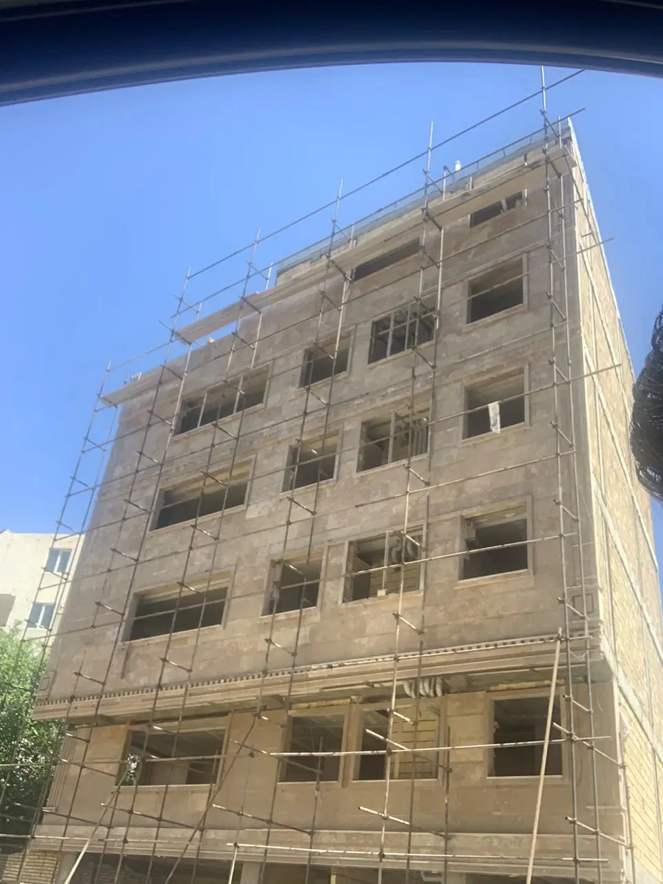آپارتمان ۱۰۵ متری