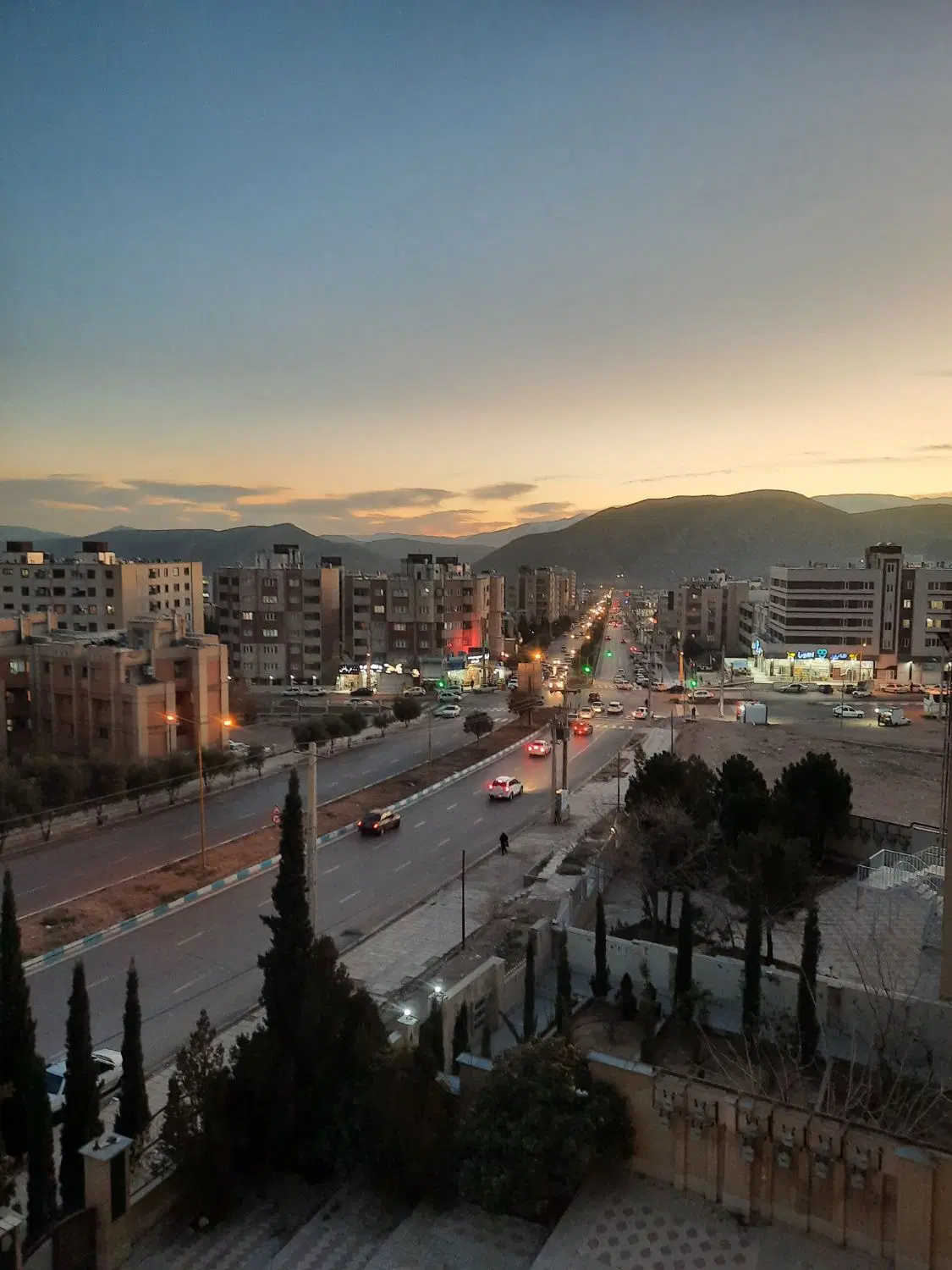فروش واحد ۱۳۰متری سند تک‌برگ