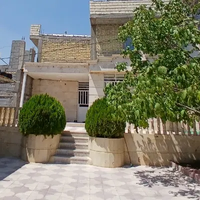 منزل مسکونی دو طبقه در خان زنیان