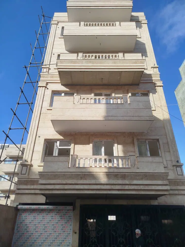 کوثر،بلوک ۹ ، واحد ۱۰۰ خام ط اول