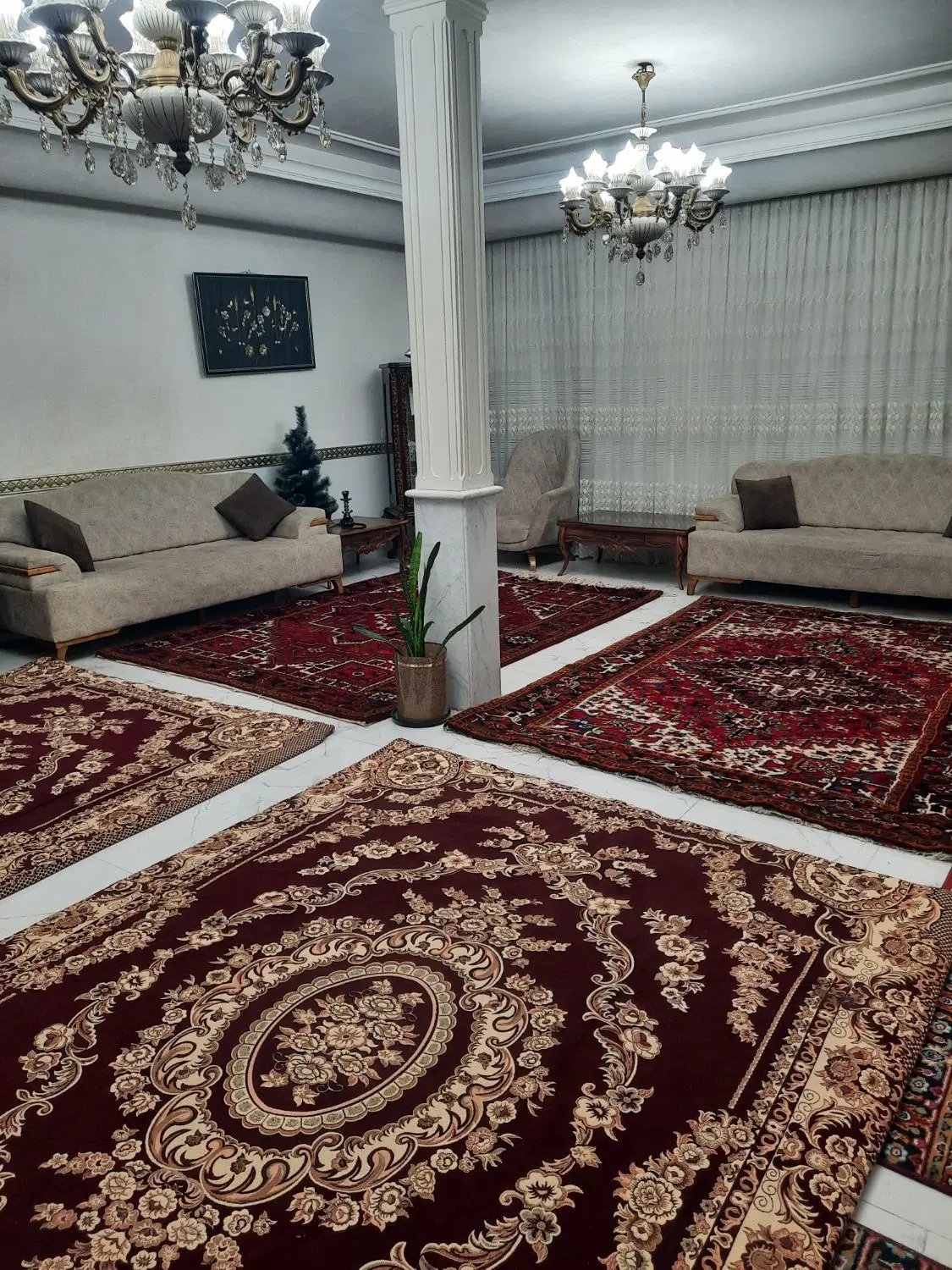 حیاط ویلایی نصف راه