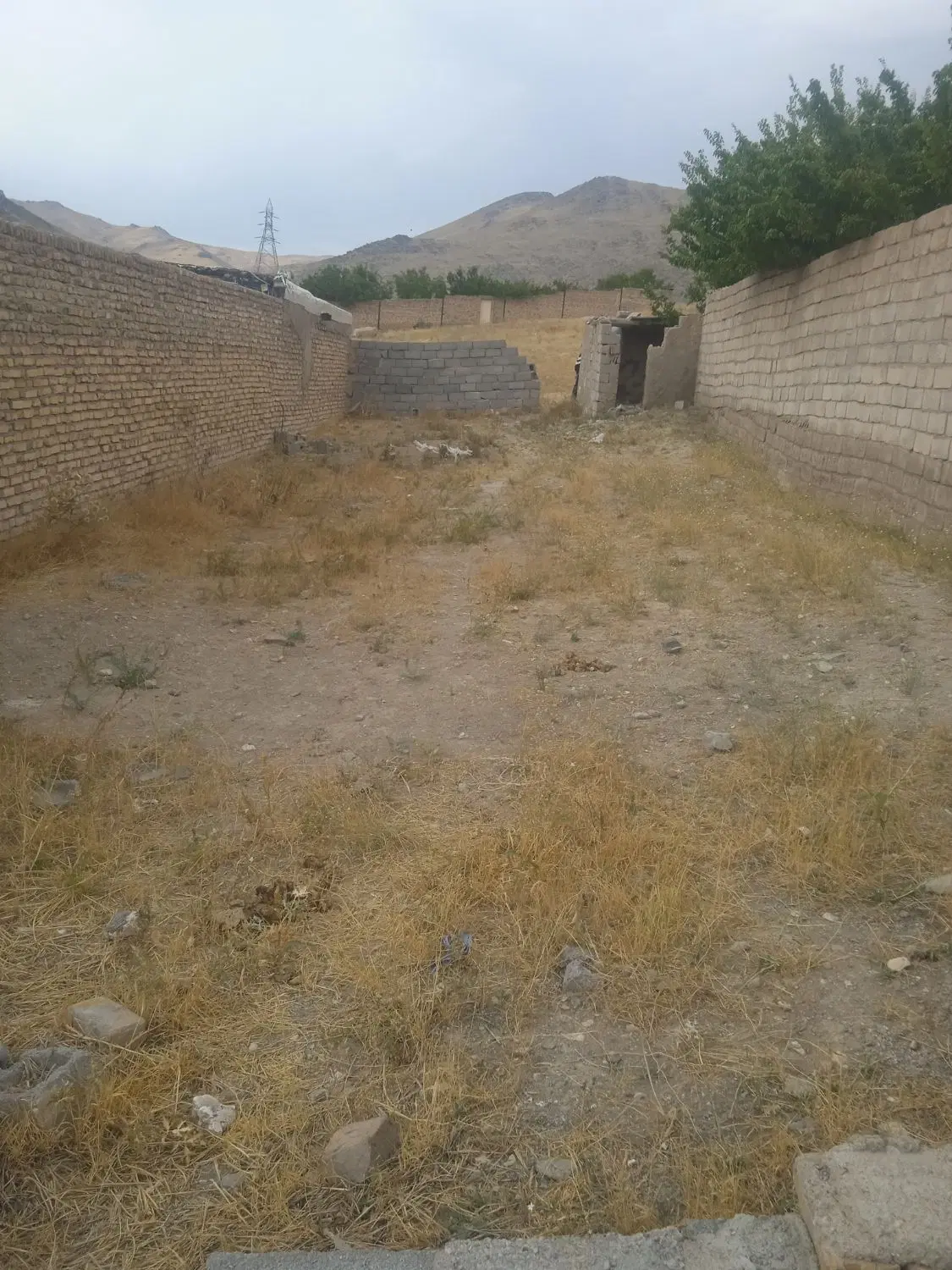 زمین 200متر دواسب