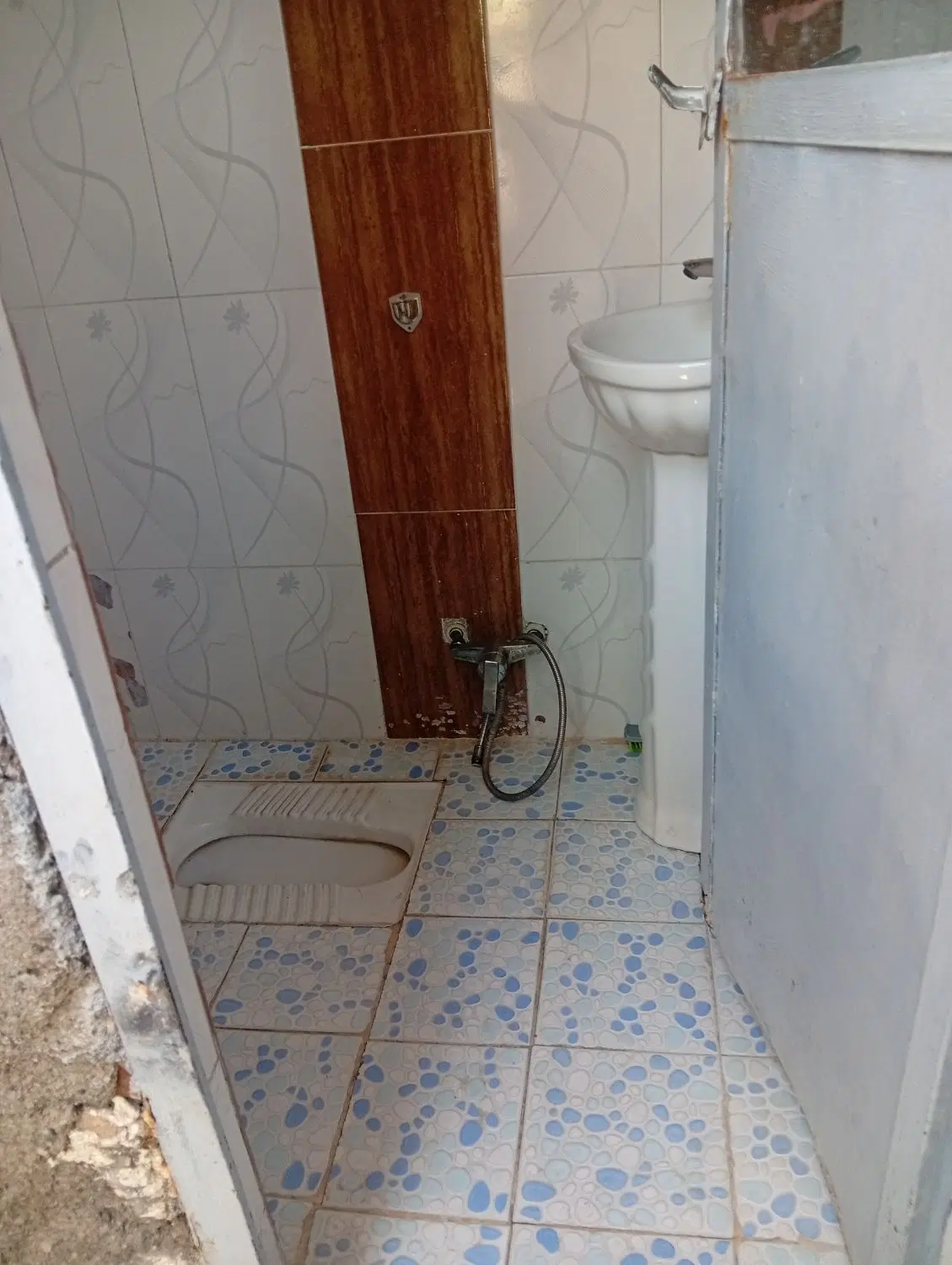خانه در همت آباد