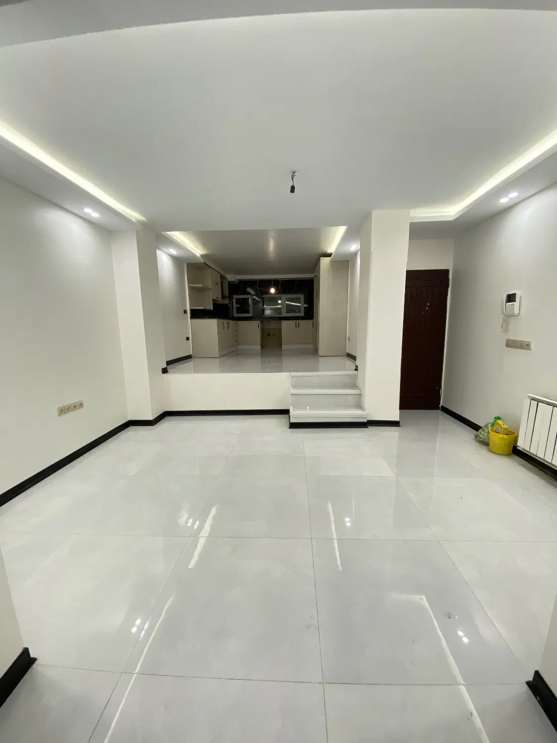 ۷۰ متر ۲ خواب شیک و خوش نقشه