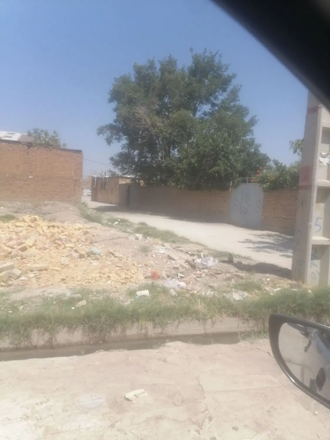 زمین پی ریزی شده مسکونی واقع در کوی سالار
