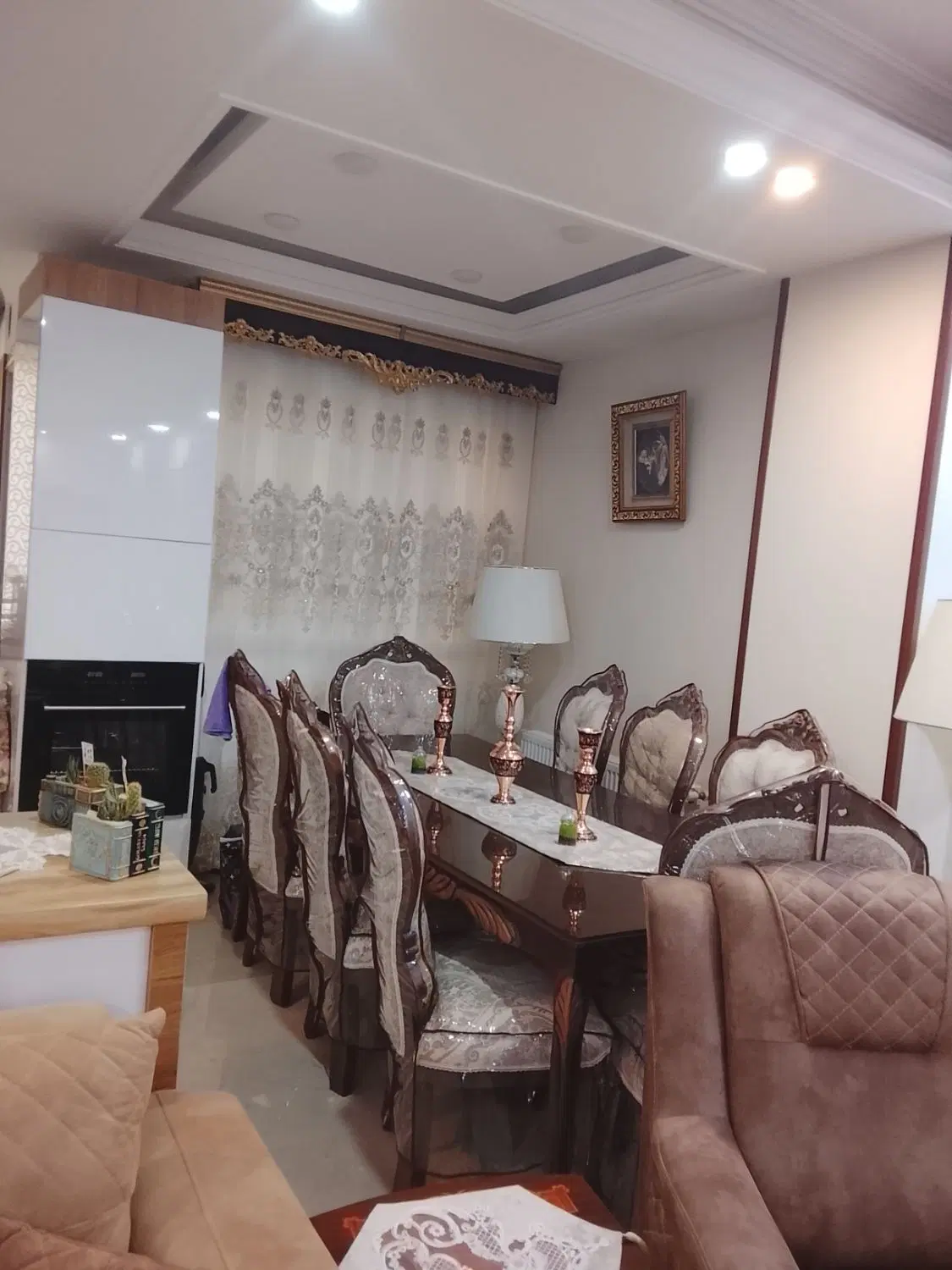 آپارتمان ۱۴۰ متری بسیار شیک و خوش نقشه