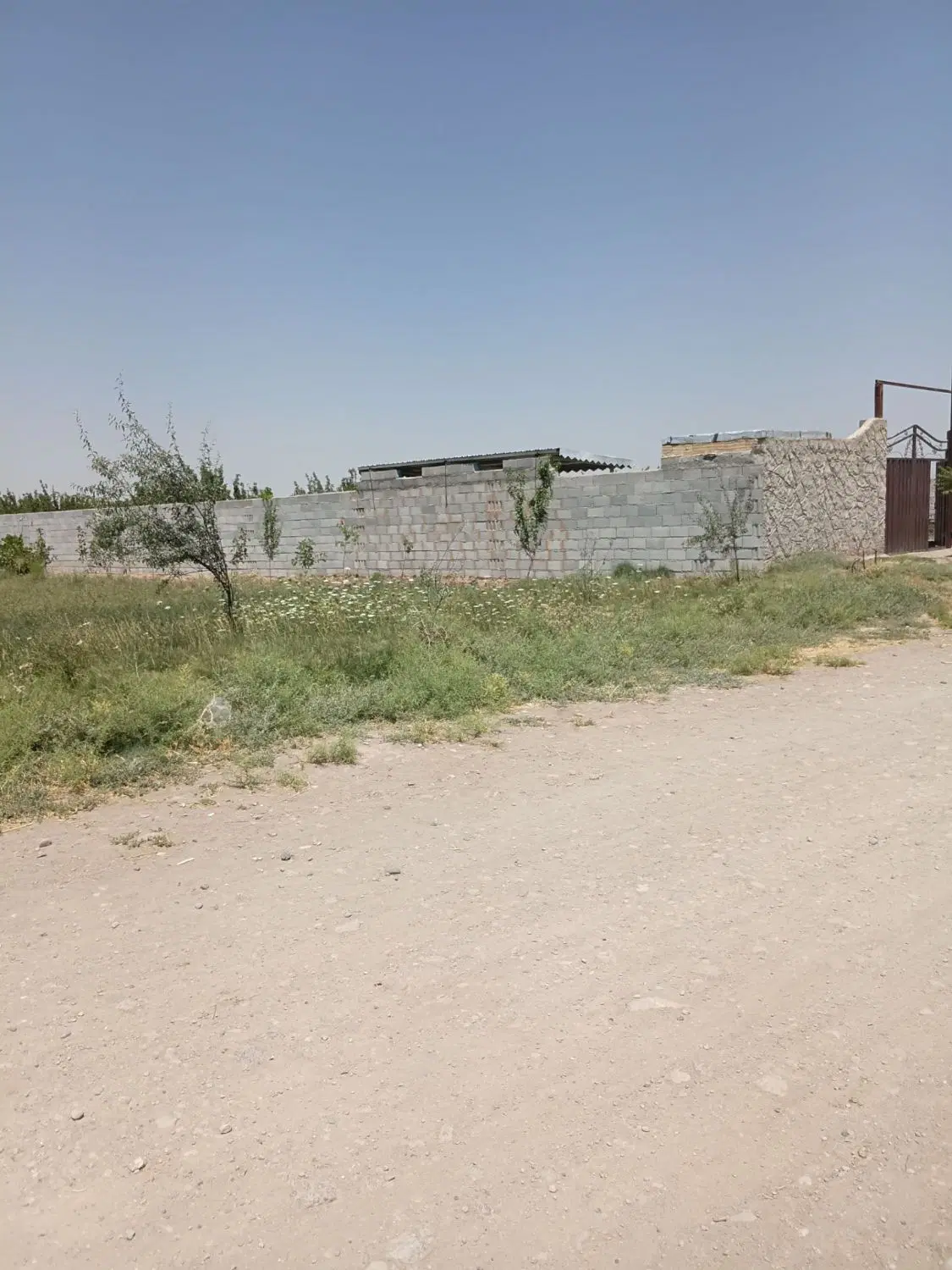 باغ حصار با آب مالکیتی در تبریز
