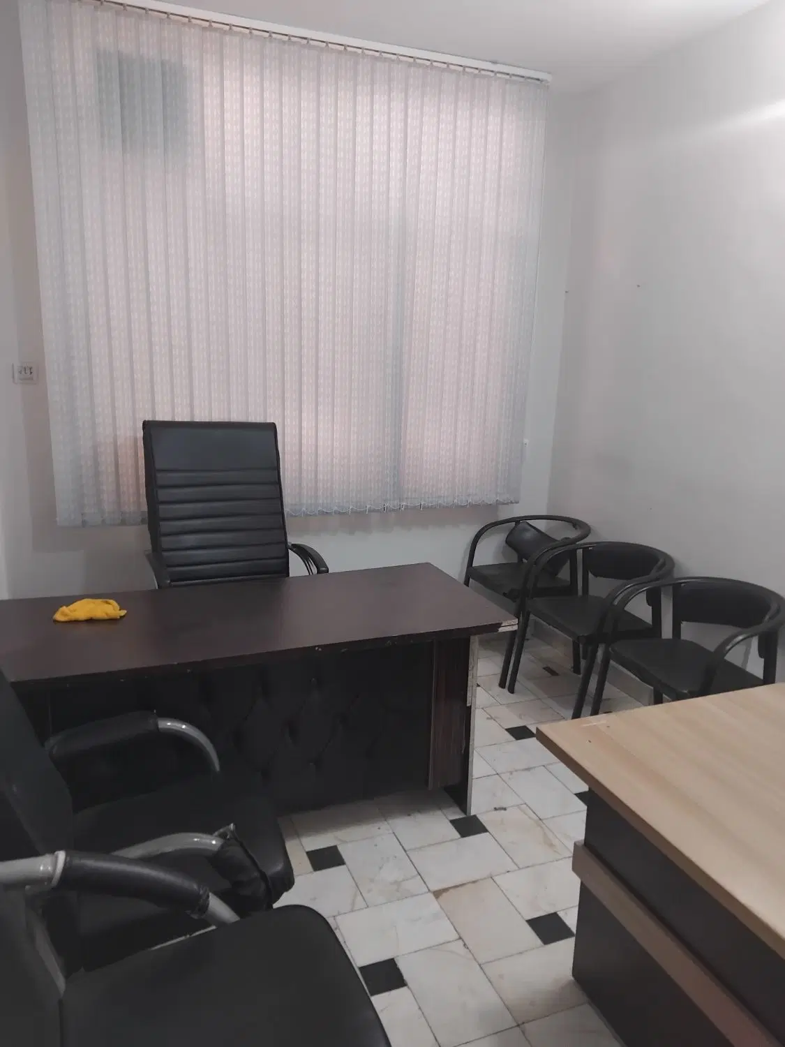 اجاره اتاق اداری ۱۲ متری مبله