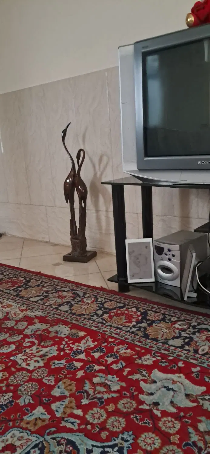 همخونه میشم خونه ندارم.