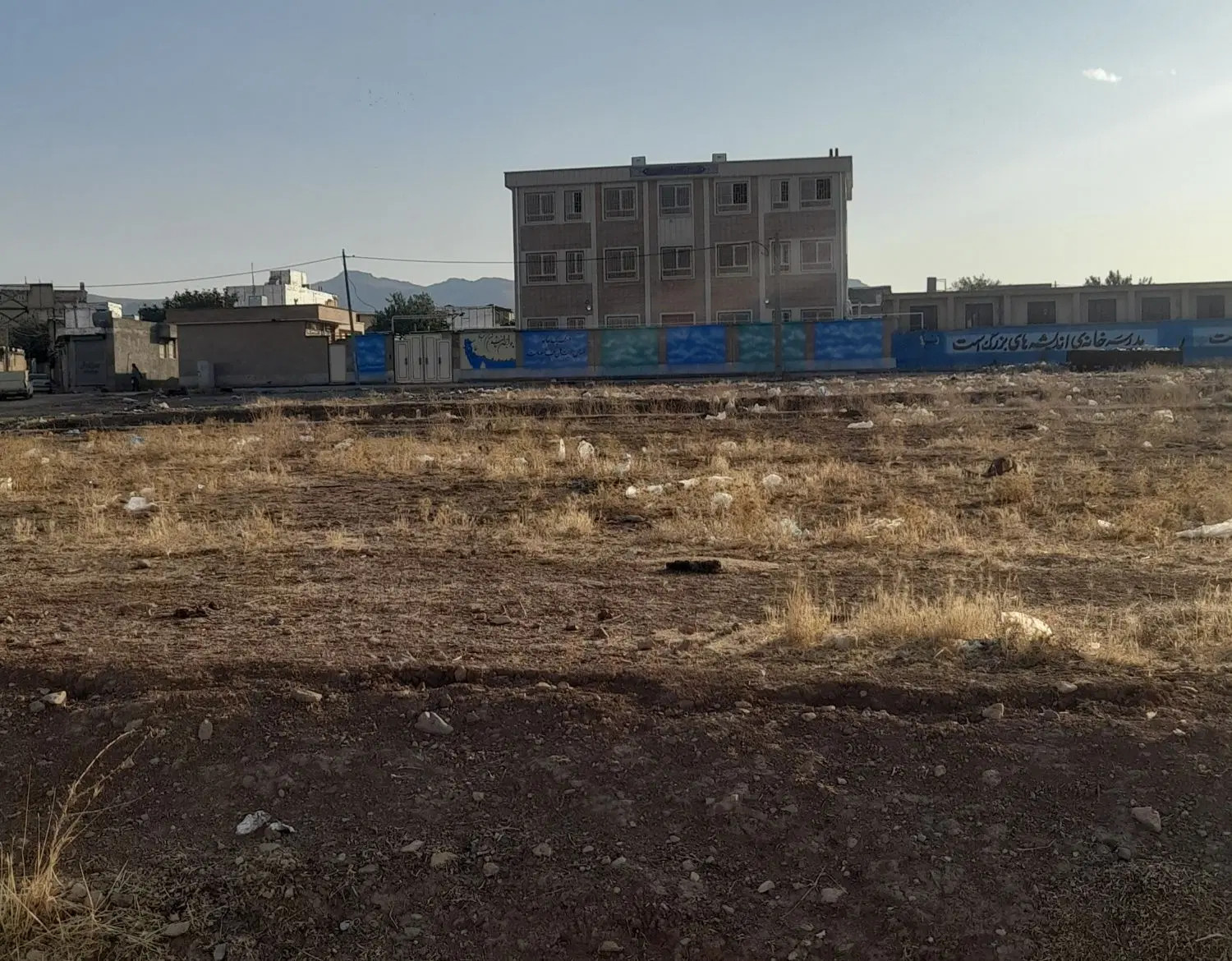 زمین مسکونی کیهانشهر