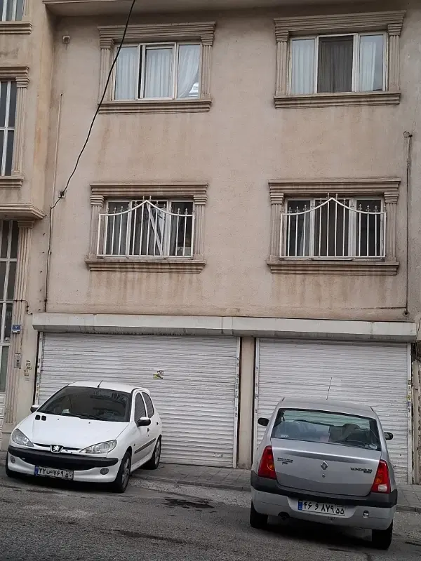 ملک مناسب احداث داروخانه