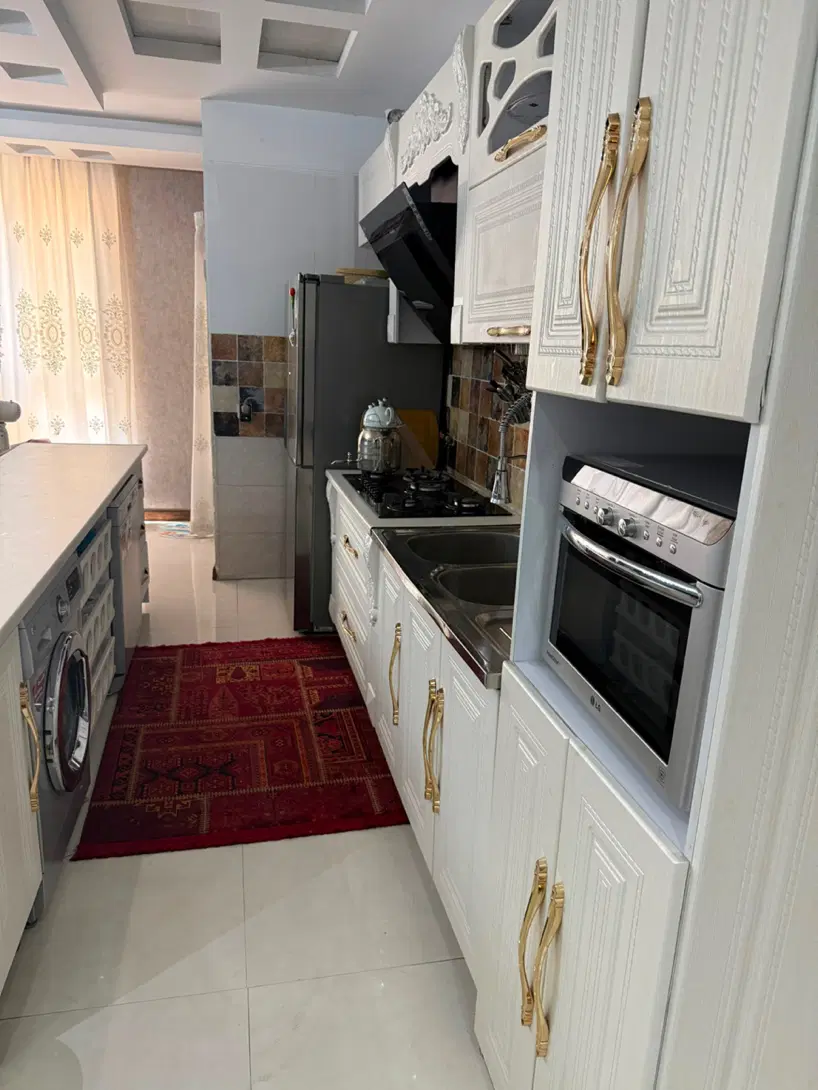 ۸۰متر ۲خوابه فول امکانات سالن پردخور