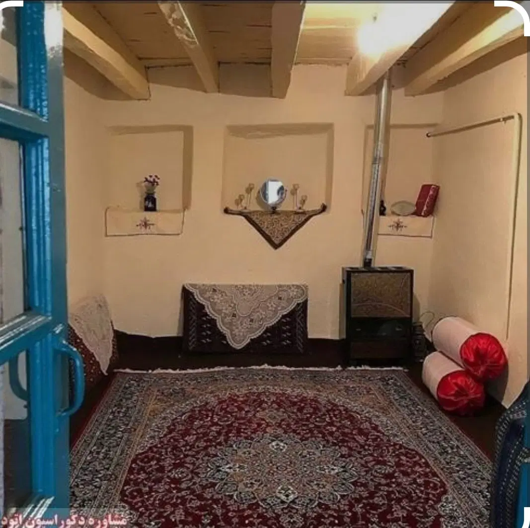 همخونه خانم