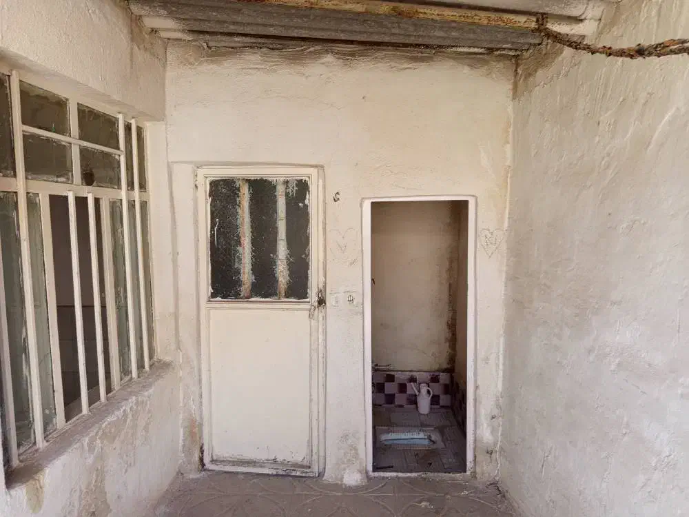 اجاره خانه ویلایی ملک اباد چهارباغ