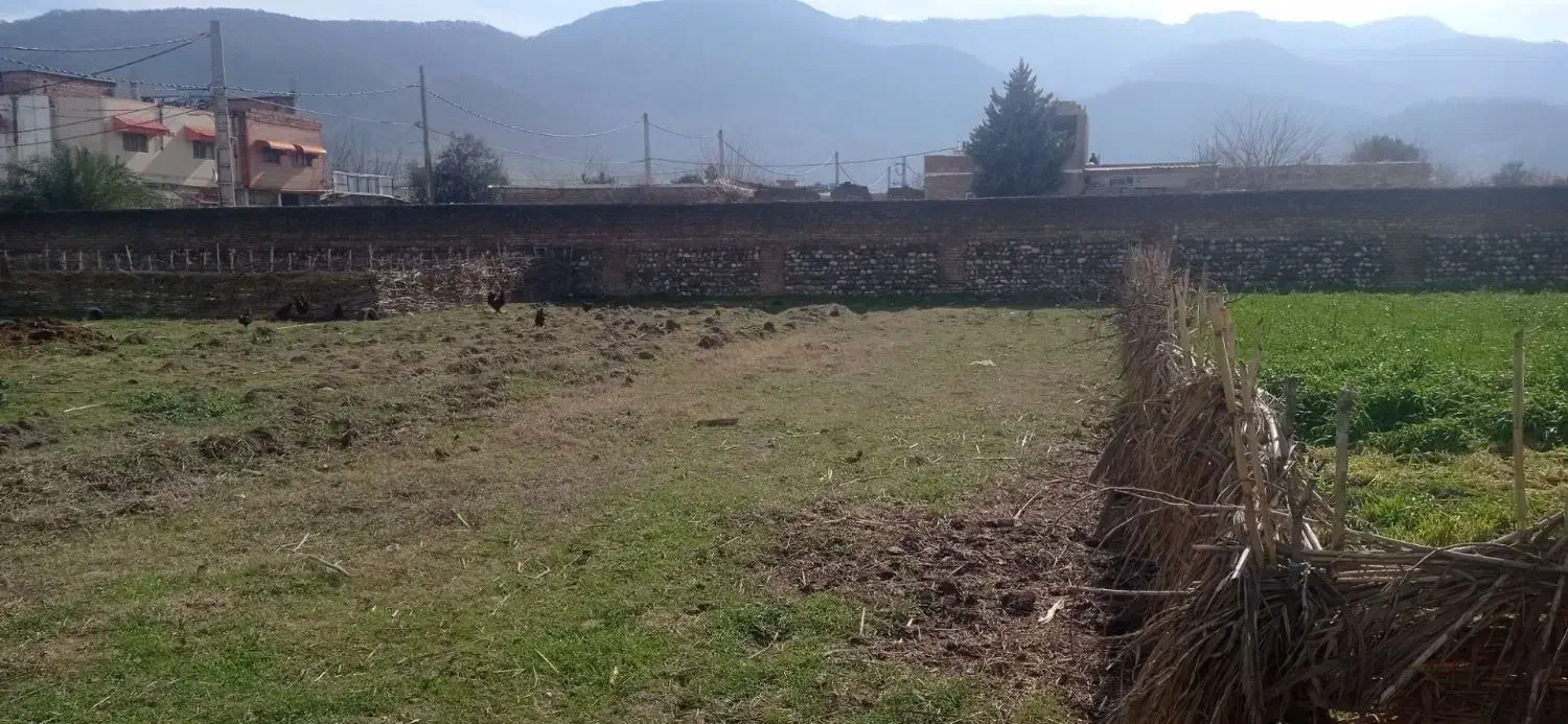 ۲۰۰ متر زمین فروشی دهنه ۸ مسکونی کوچه اول