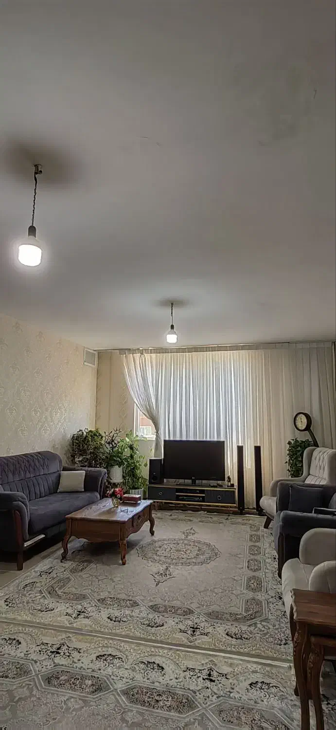هودر فاز ۴ پارکینگ دار