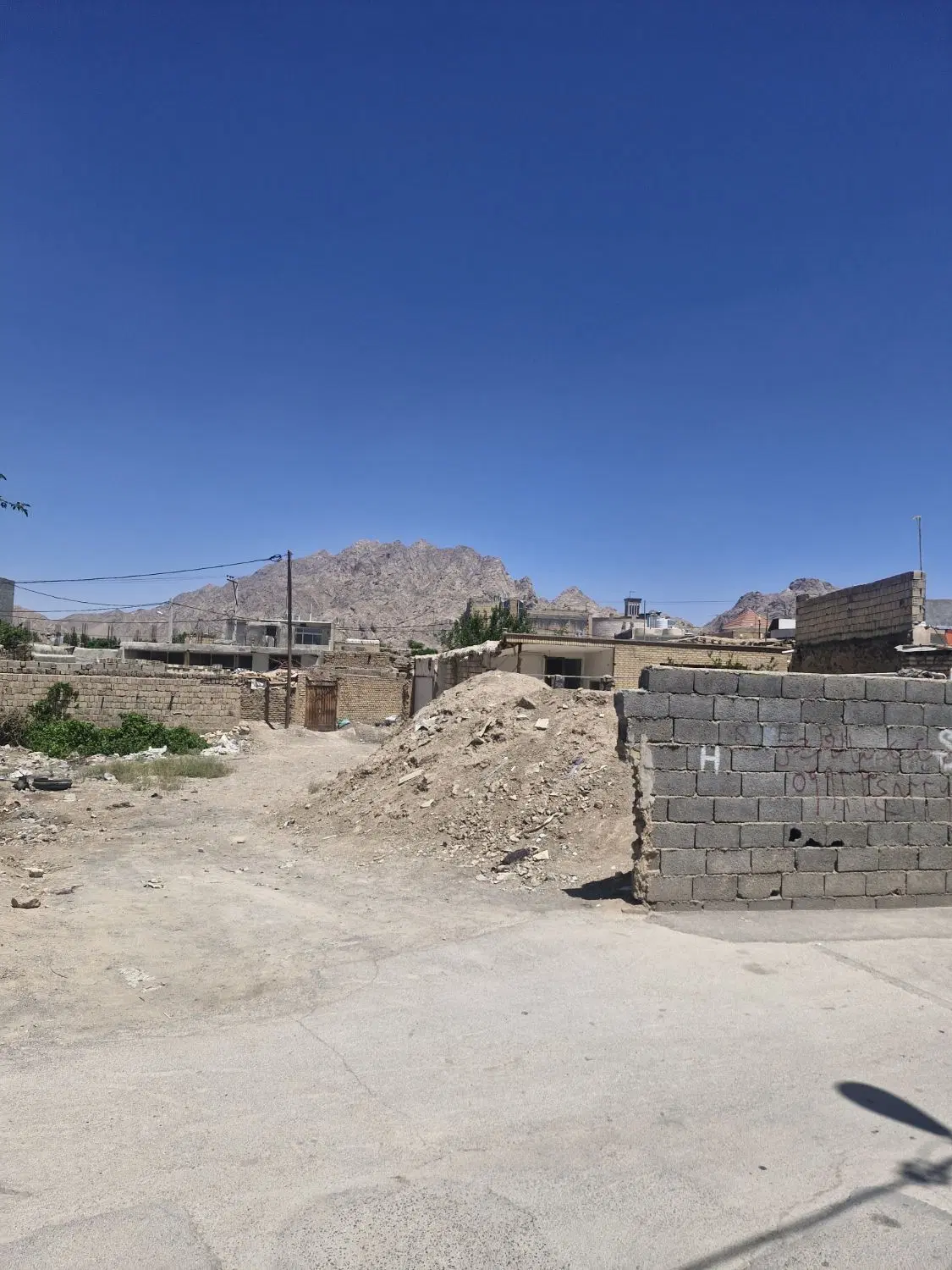 زمین مسکونی