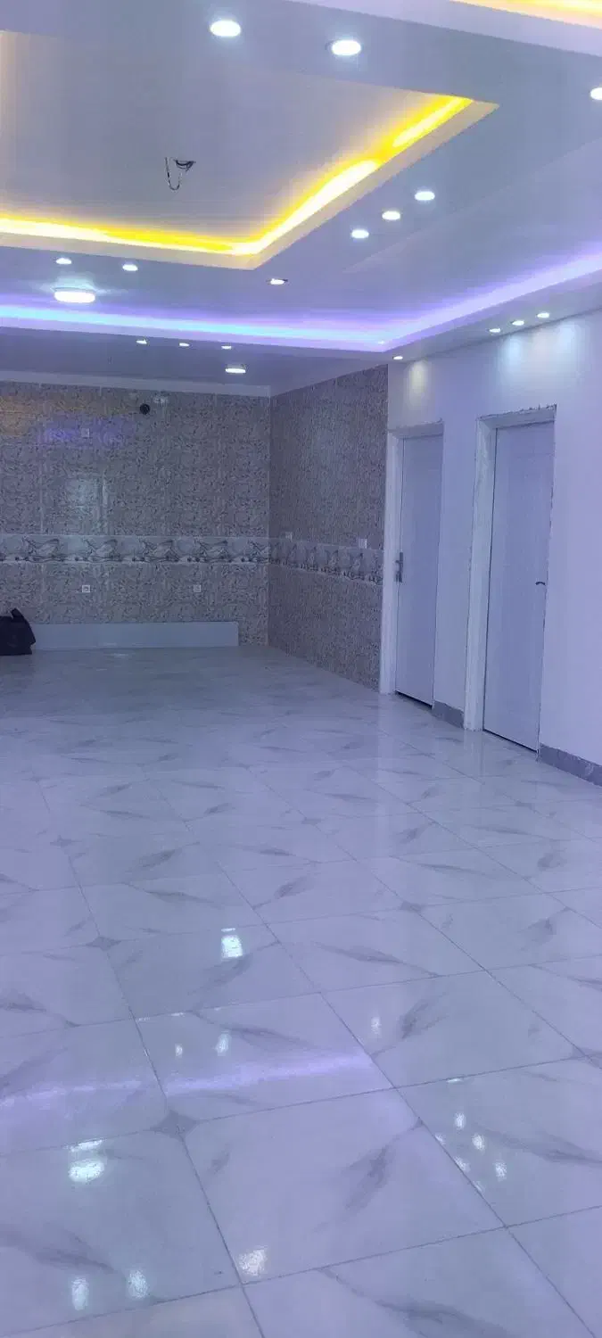 خانه محله امید پشت بند دره