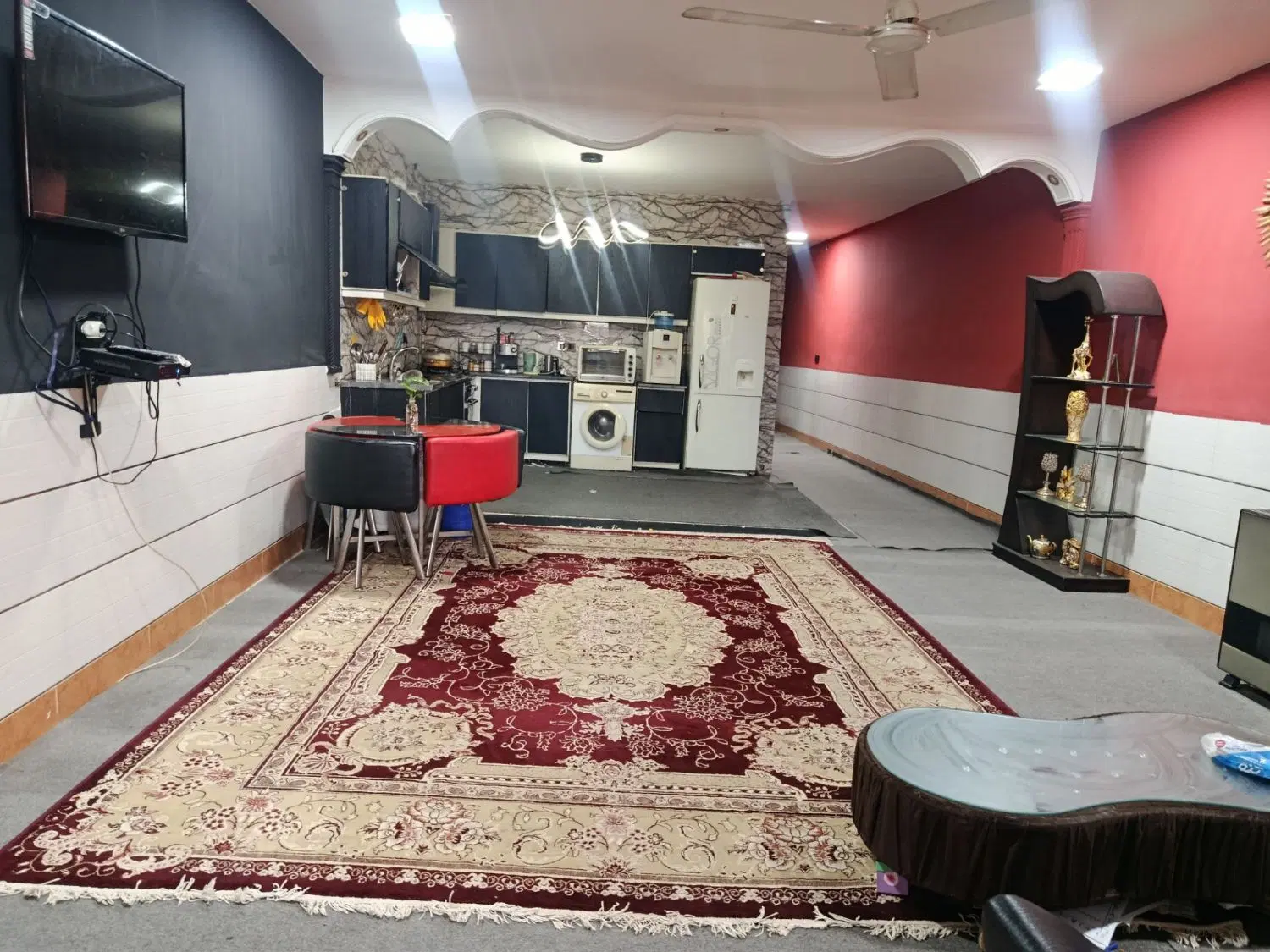 خانه هم کف