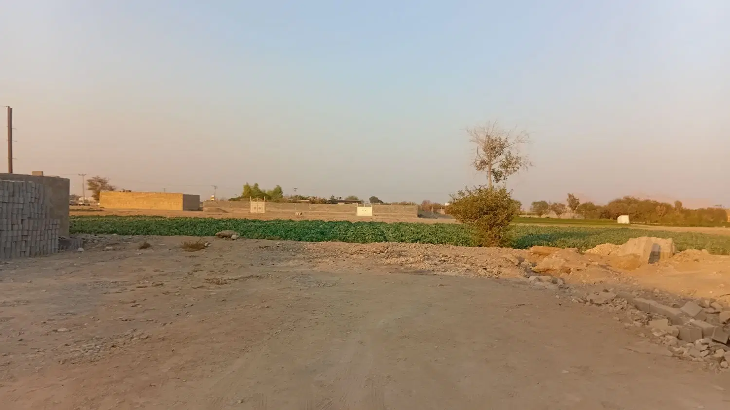 زمین ۵۰۰ متر